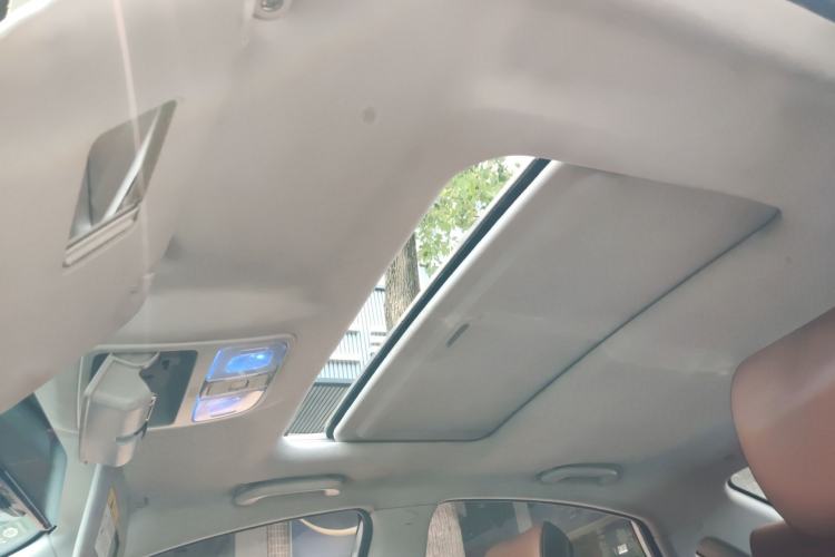 Used CHANGAN Eado 2016 1.6L GDI Automatic JingShang Model Headliner