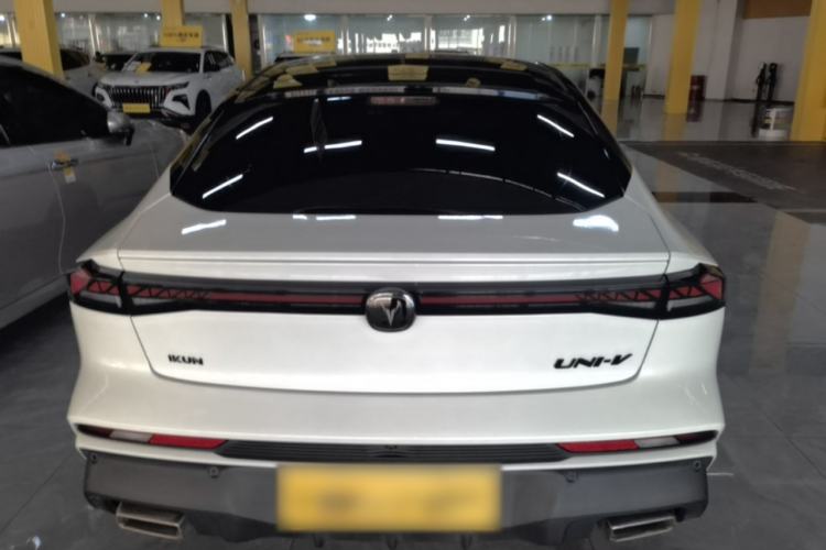 Used CHANGAN UNI-V 2024 1.5T Prestige Edition
