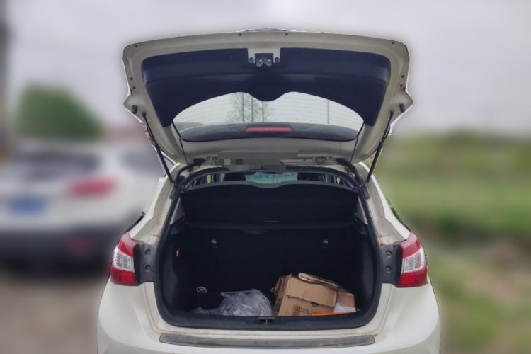 Used Nissan Tiida 2016 1.6L CVT Smart Drive Edition Trunk