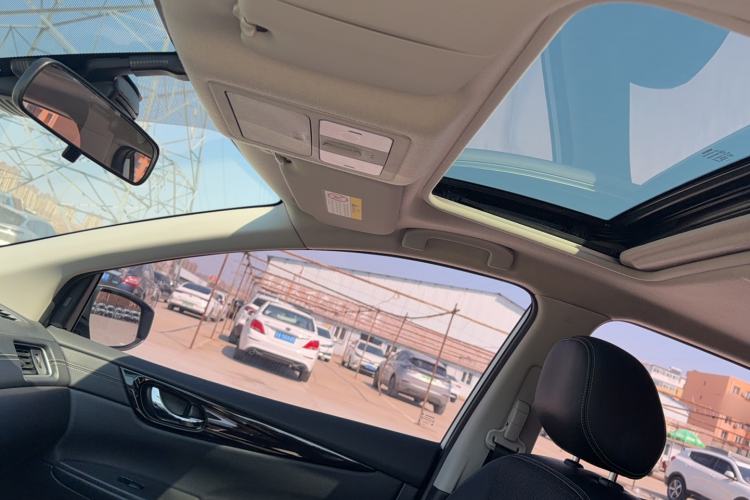 Used Nissan Tiida 2016 1.6L CVT Smart Drive Edition Headliner