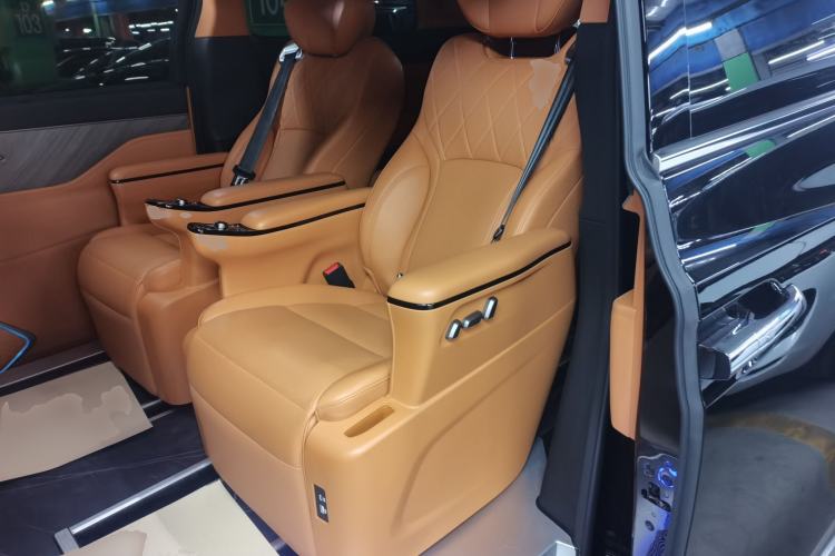 Used Wey Gaoshan 2025 Four-Wheel Drive Alpine 9
