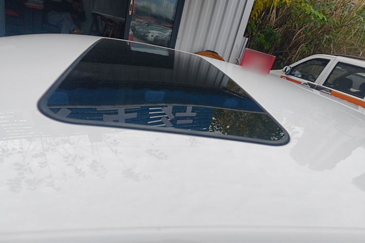 Used Volkswagen Polo 2016 1.6L Automatic Comfort Model
