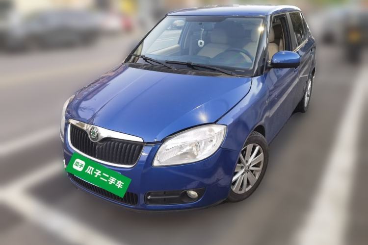 Used Skoda Fabia 2011 1.4L Automatic Crystal Edition