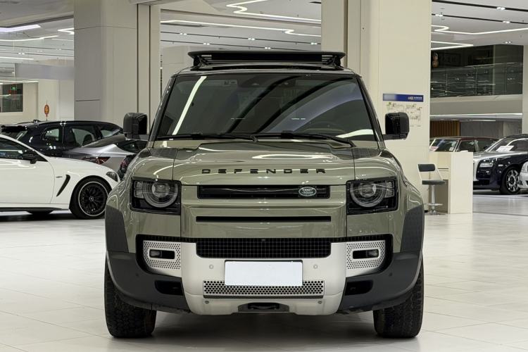 Used Land Rover Defender 2023 Revised Version 90 3.0T P400 Dark Edition