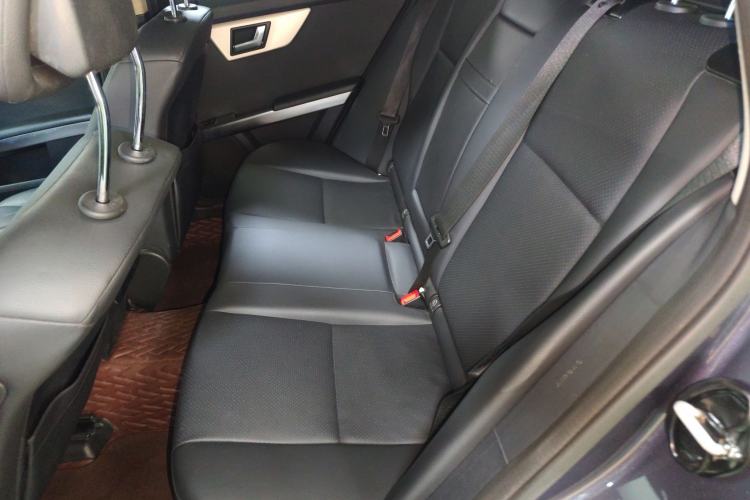 Used Mercedes-Benz GLK-Class 2013 GLK 300 4MATIC Dynamic Sunroof Model