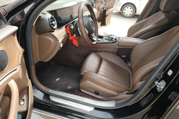 Used Mercedes-Benz E-Class 2017 E 200 L 4MATIC
