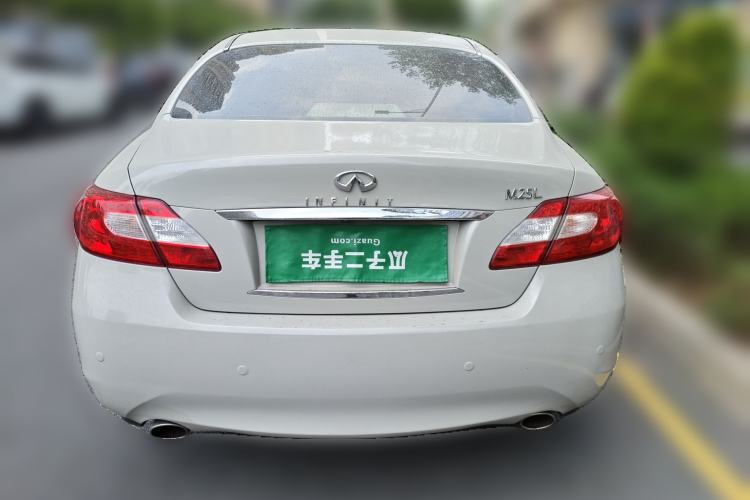 Used Infiniti M Series 2012 M25L Luxury Edition