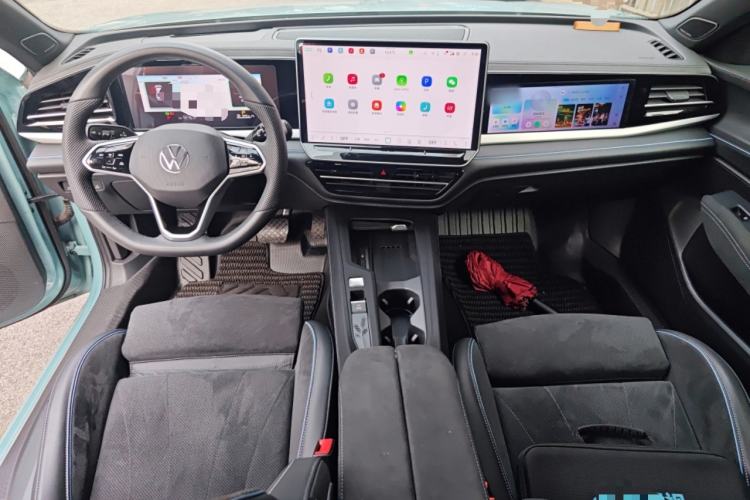 Used Volkswagen Passat 2025 Pro 380TSI Starry Dragon Luxury Edition
