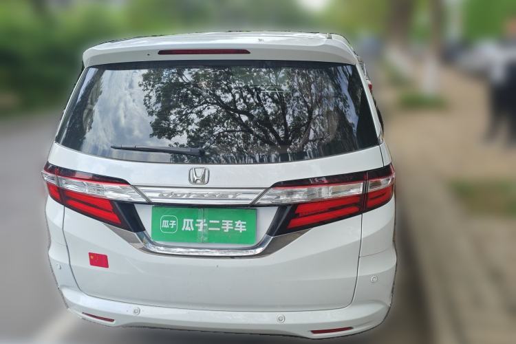 Used Honda Odyssey 2015 Revised 2.4L Luxury Edition Rear