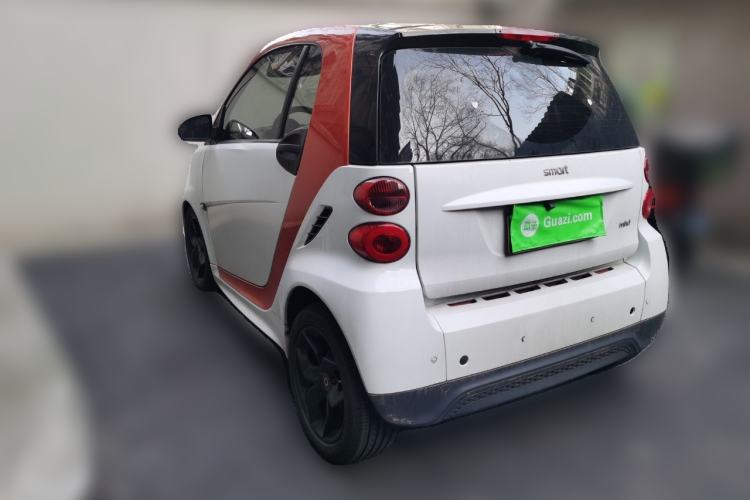 Used smart fortwo 2015 1.0 MHD Spark Special Edition