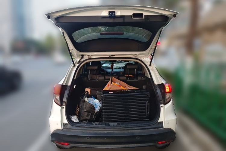 Used Honda Vezel 2020 1.5L CVT Pioneer Edition
