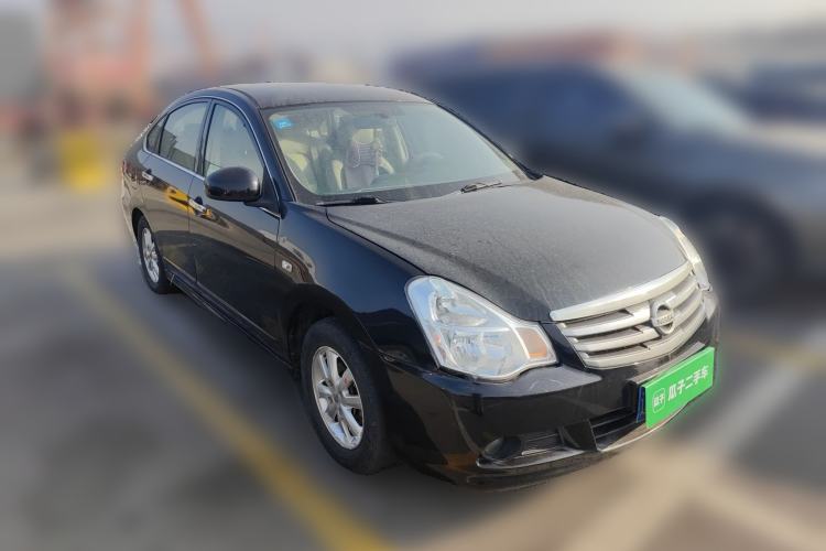 Used Nissan Sylphy 2012 Classic 1.6XE Manual Comfort Edition Front Right 45 Deg