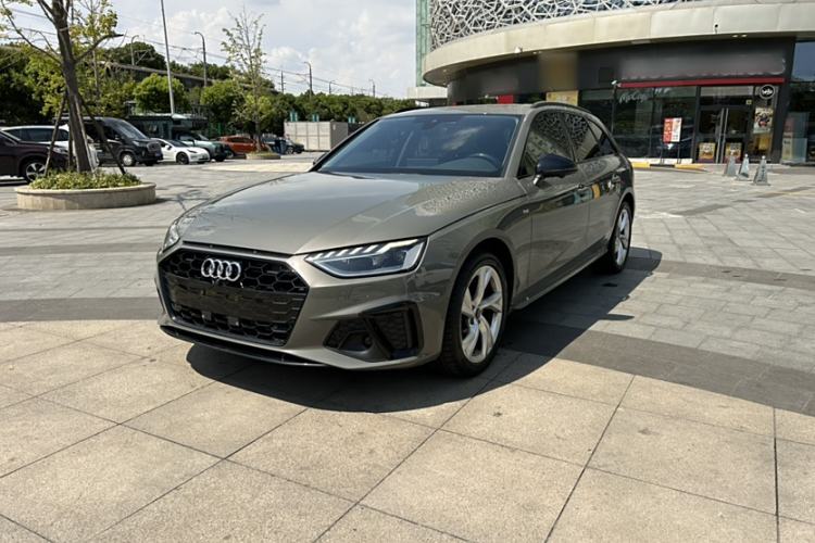 Used Audi A4 2023 Avant 40 TFSI Fashionable and Dynamic Model