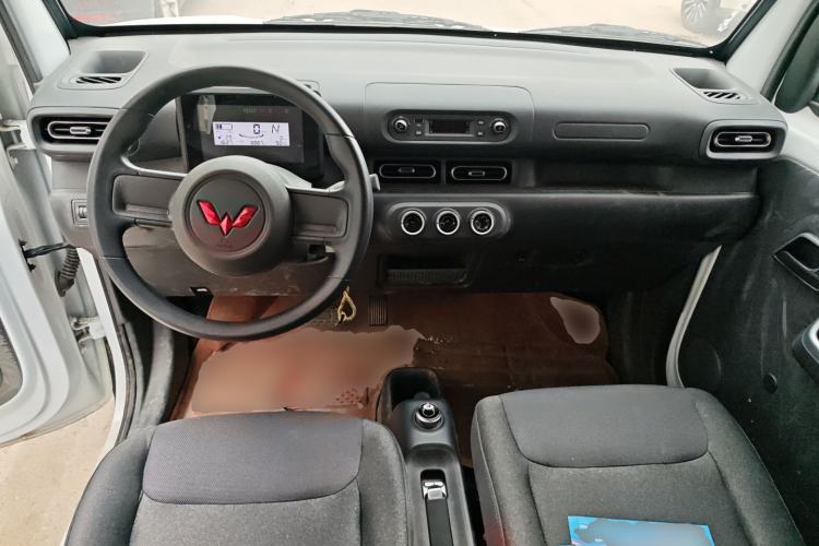 Used Wuling Zhiguang New Energy 2025 Comfort Model Center Console