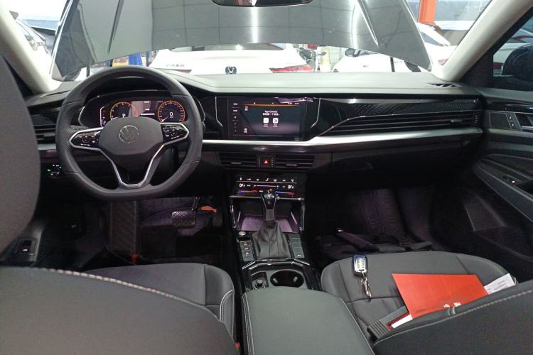 Used Volkswagen Passat 2024 380TSI Starry Dragon Edition Center Console