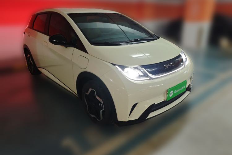 Used BYD Dolphin 2024 Honor Edition 420km Freedom Version Front Right 45 Deg