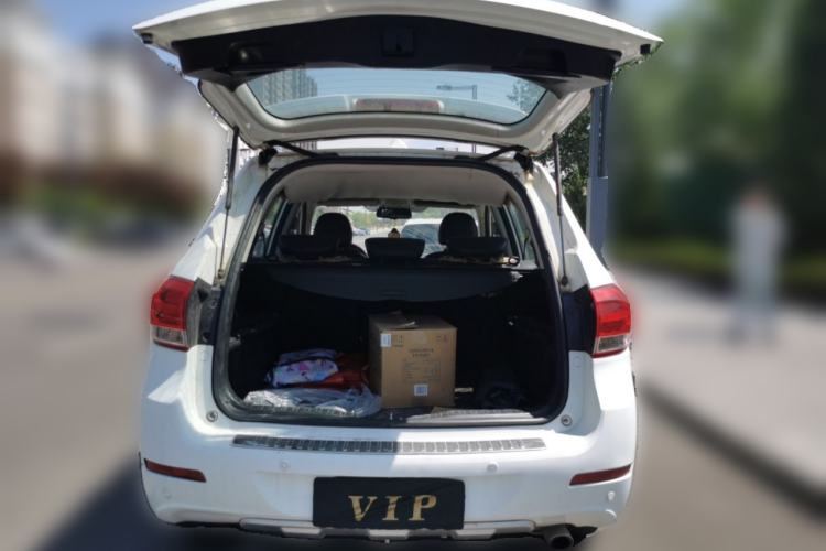 Used Haval H6 2013 Upgraded Model 1.5T Manual Two-Wheel Drive Elite Version Trunk