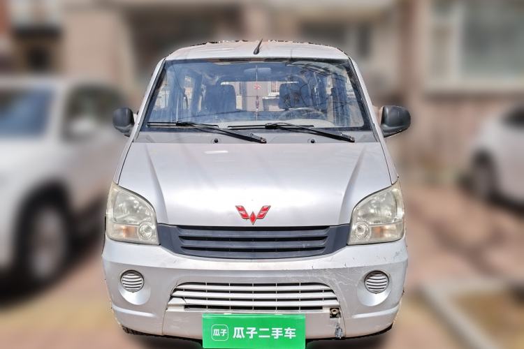Used Wuling Zhiguang 2010 1.0L New Version Practical Short-Body L2Y