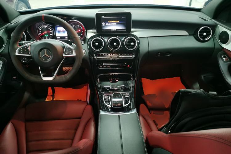 Used Mercedes-Benz C-Class 2017 Restyled C 200 Sport Edition Center Console