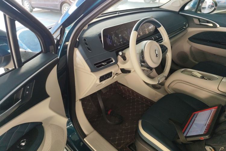 Used ORA Good Cat 2023 401 km Standard Range Premium Version Lithium Iron Phosphate