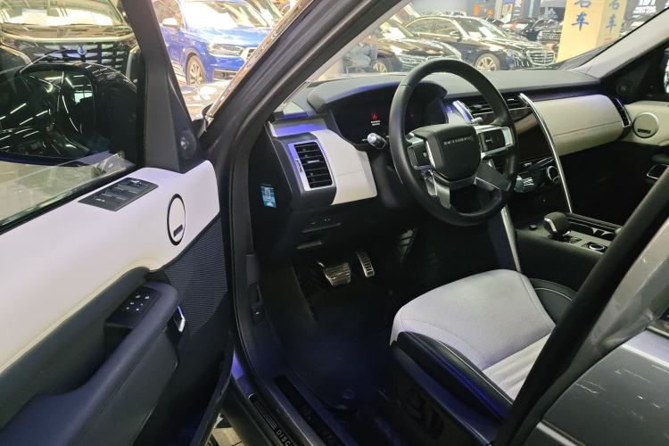 Used Land Rover Discovery 2021 360 PS R-Dynamic HSE Driver Seat