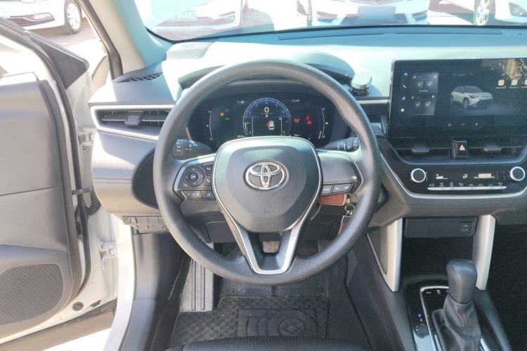 Used Toyota FRONTLANDER 2023 2.0L CVT Elite Edition