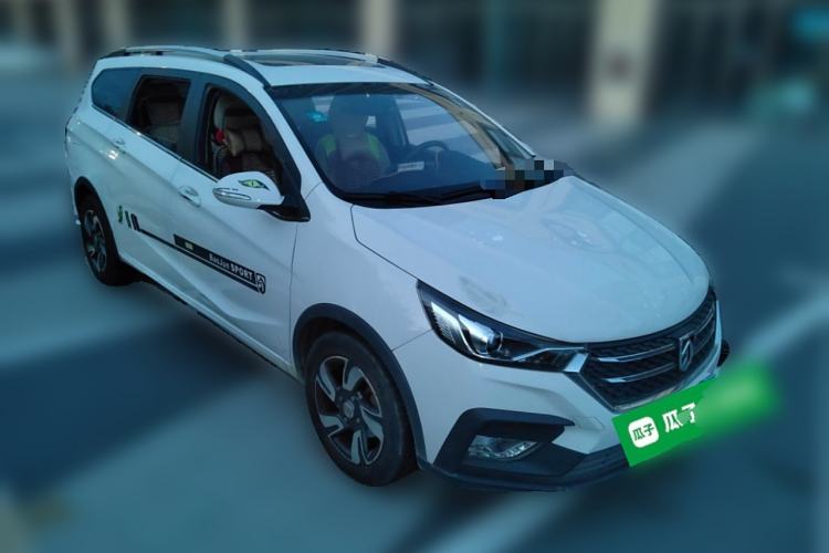Used Baojun 310W 2018 1.5L Automatic Luxury Version China VI Emission Standard
