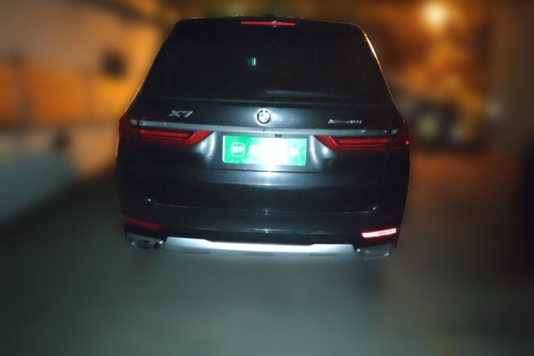 Used BMW X7 2020 xDrive40i Luxury Package with Leading Features Rear