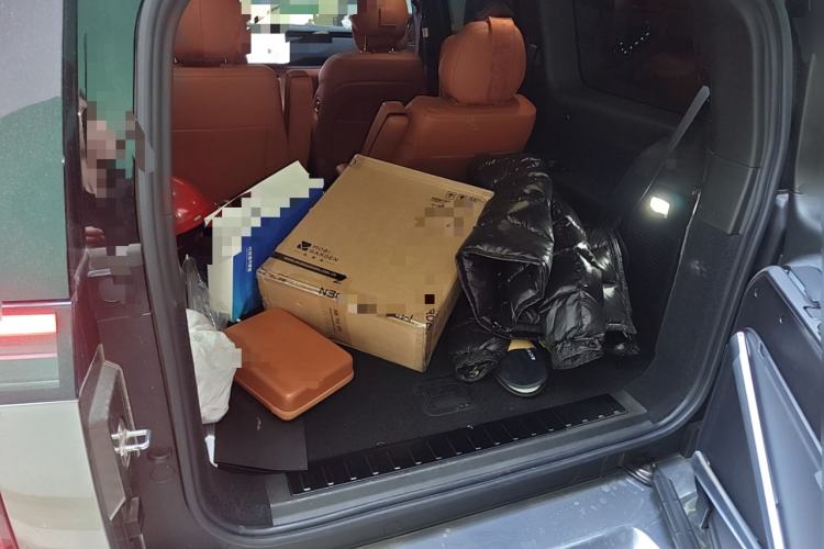 Used Polestones 01 2023 All-Purpose 7-Seater Version
