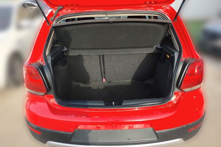 Used Volkswagen Polo 2012 1.6L Cross Polo Automatic Transmission Trunk