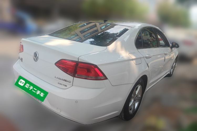 Used Volkswagen Lamando 2017 230TSI DSG Fashion Edition Rear Right 45 Deg