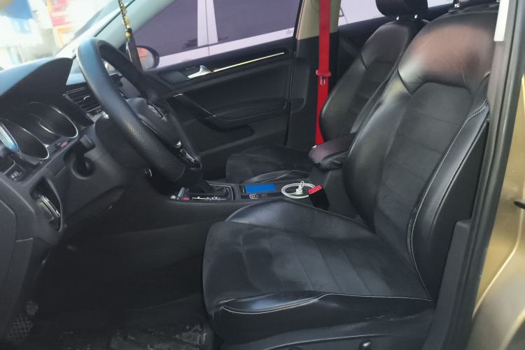 Used Volkswagen Golf 2014 1.4TSI Automatic Flagship Model Left Front Seat