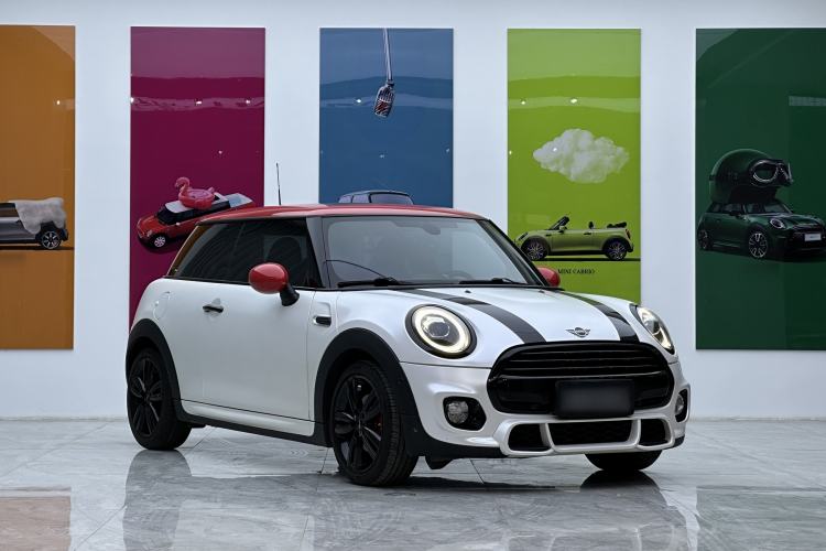 Used MINI 2018 1.5T COOPER Racing Driver Exterior 2