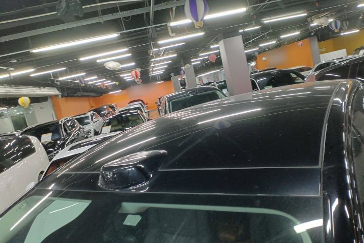 Used Li Auto MEGA 2024 Ultra Model
