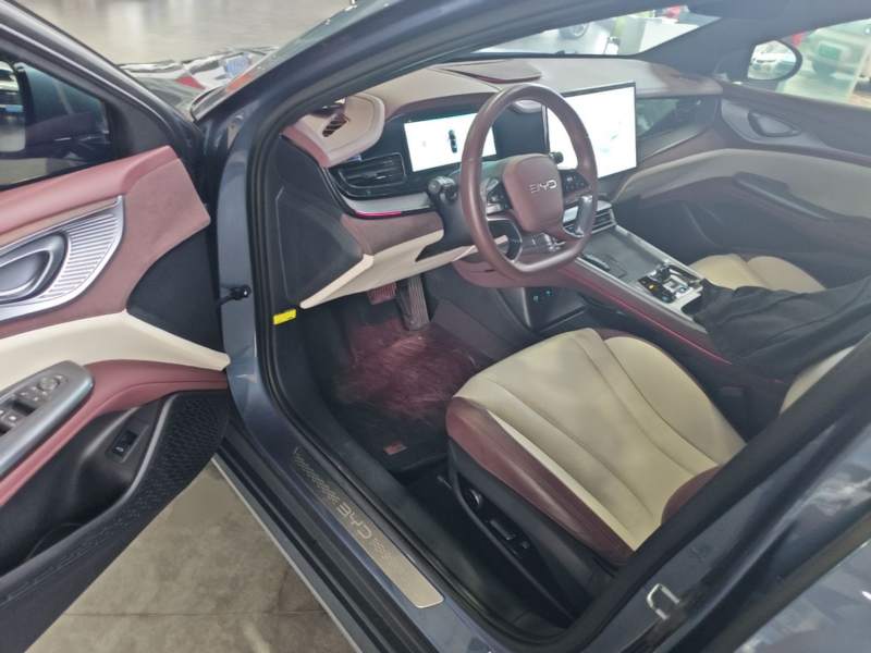Used BYD Seal 2024 HONOR Edition DM-i 1.5L 121km Prestige Model — 15