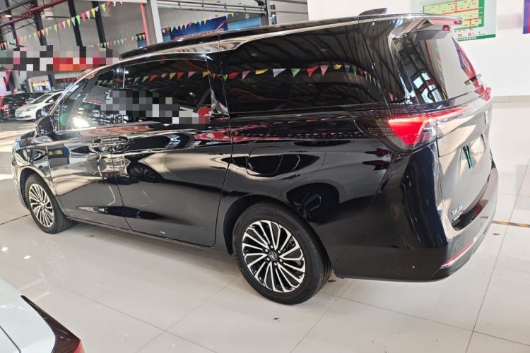 Used Buick GL8 New Energy 2025 Lu Shang Luxury Edition 7-Seater