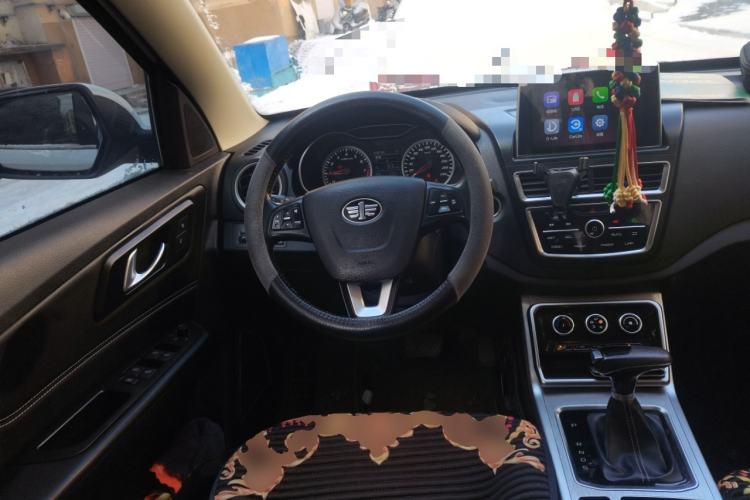 Used Bestune X40 2018 Internet Celebrity Edition 1.6L Automatic Luxury Version