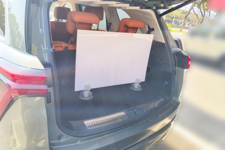 Used Wey Lanshan 2025 Four-Wheel Drive Ultra Trunk