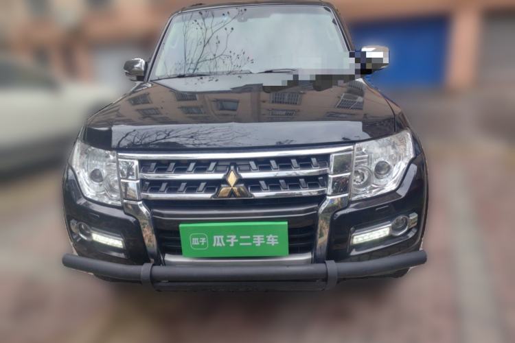 Used Mitsubishi Pajero 2016 3.0L Automatic Prestige Version China V Standard
