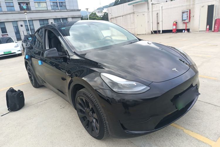 Used Tesla Model Y 2023 Rear-Wheel-Drive Version Exterior 1