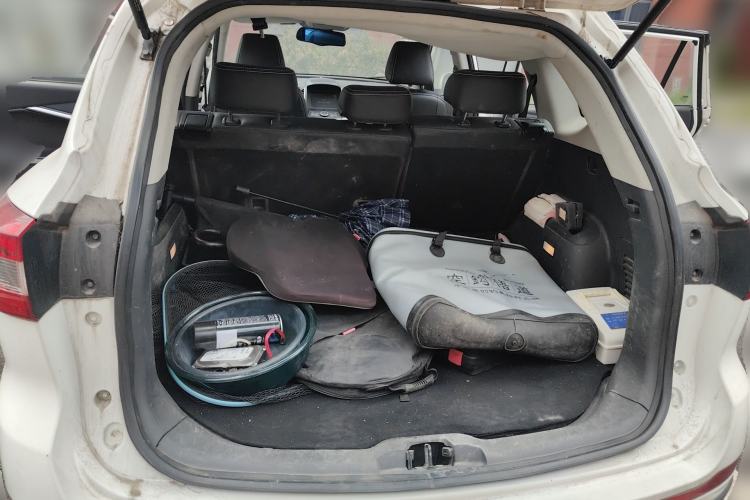 Used HYOSOW S6 2016 1.5T Manual Leading Model Trunk