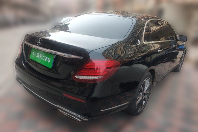 Used Mercedes-Benz E-Class 2019 E 260 L
