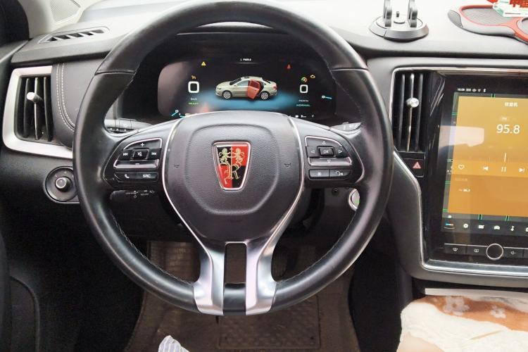 Used Roewe i6 New Energy 2017 45T Hybrid Connect & Smart Enjoyment Edition Steering Wheel