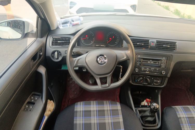 Used Volkswagen Santana 2021 1.5L Manual Fashion Edition Steering Wheel