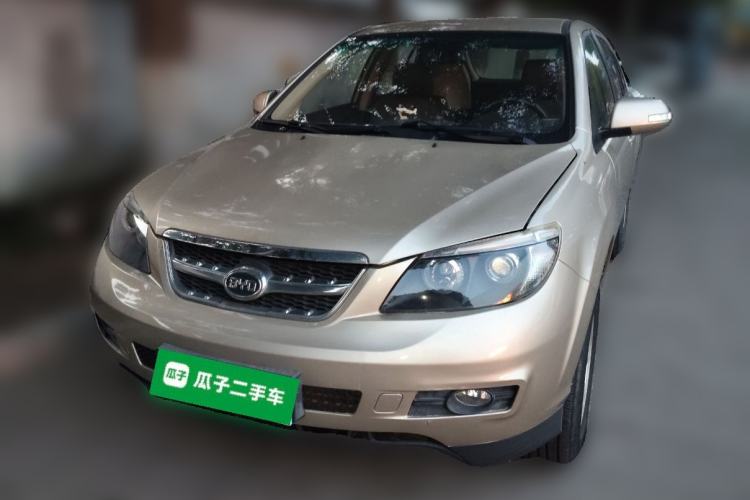 Used BYD S6 2014 2.0L Manual Luxury 5-Seater