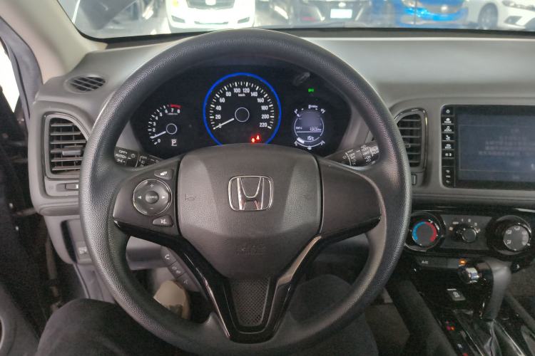 Used Honda Vezel 2020 1.5L CVT Pioneer Edition
