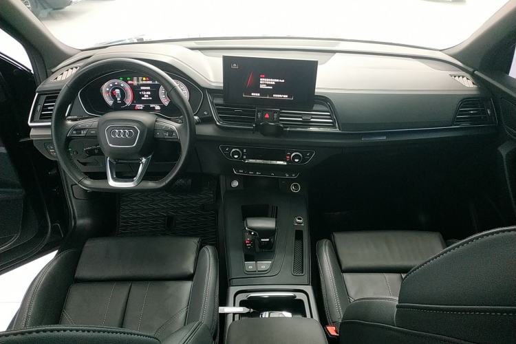 Used Audi Q5L 2023 40T Luxury Dynamic Model
