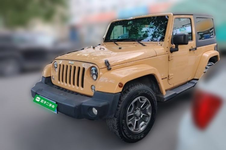 Used Jeep Wrangler 2013 3.6L Sahara two-door model