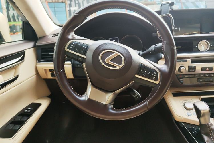 Used Lexus ES 2015 200 Elite Edition