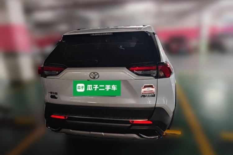 Used Toyota RAV4 2023 2.0L CVT Two-Wheel Drive Fashion Plus Edition